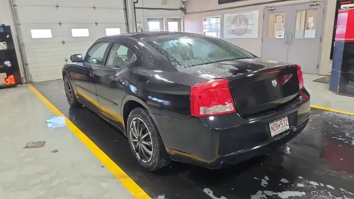 Dodge Charger 2010 photo 3