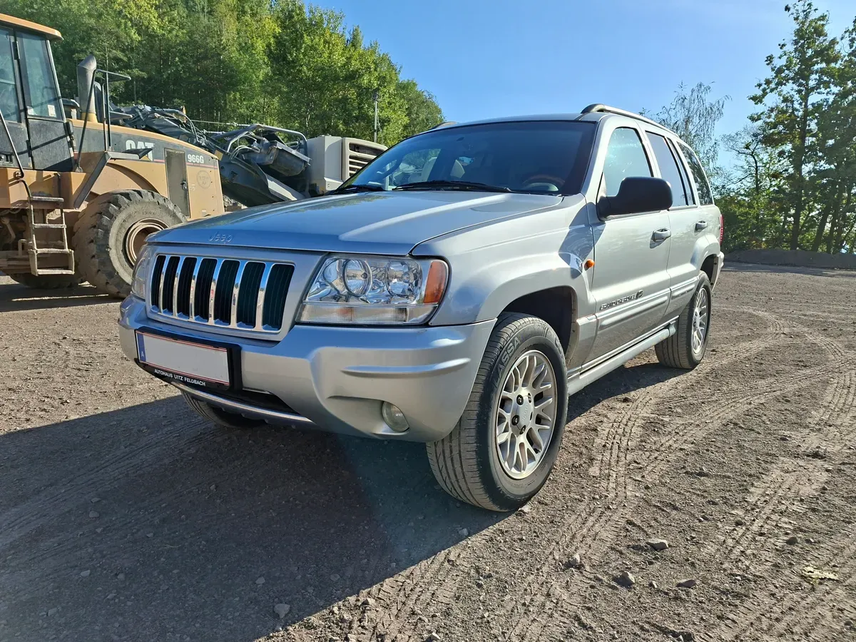 Jeep Grand Cherokee 2005 photo 2