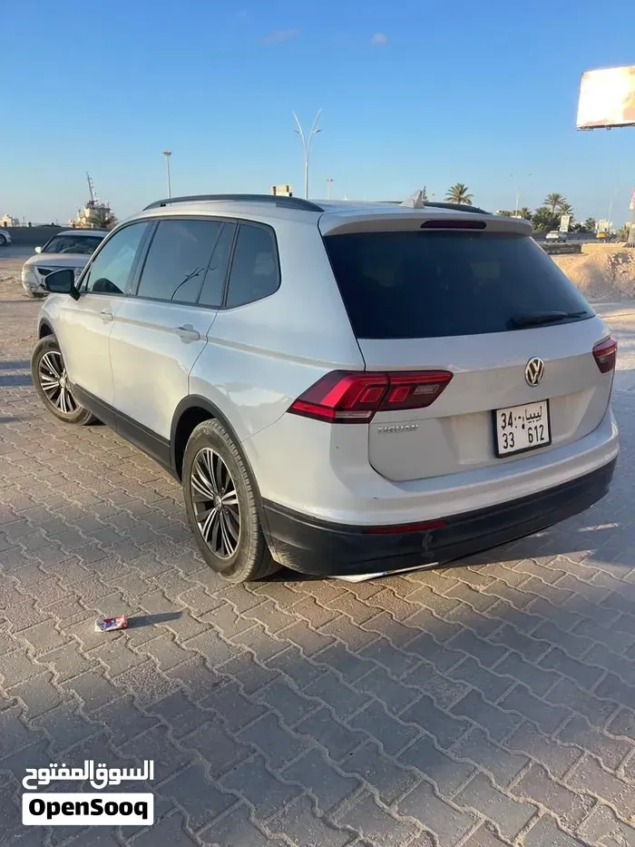 Volkswagen Tiguan 2021 photo 3