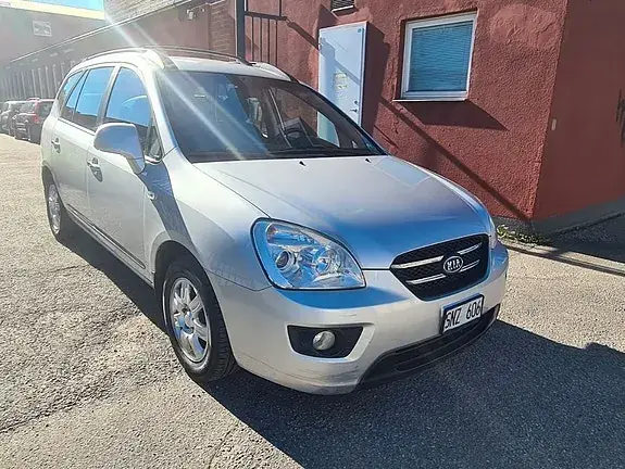 Kia Carens 2008 photo 2