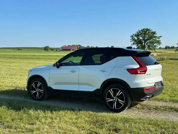 Volvo Xc40 2018 photo 3