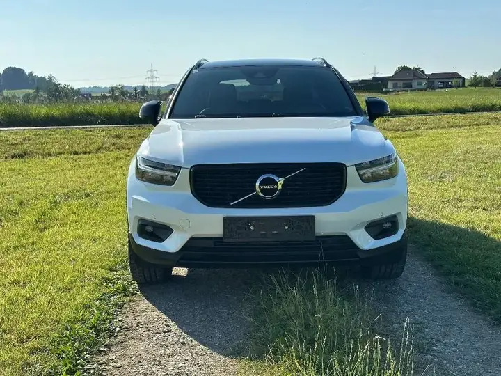 Volvo Xc40 2018 photo 2