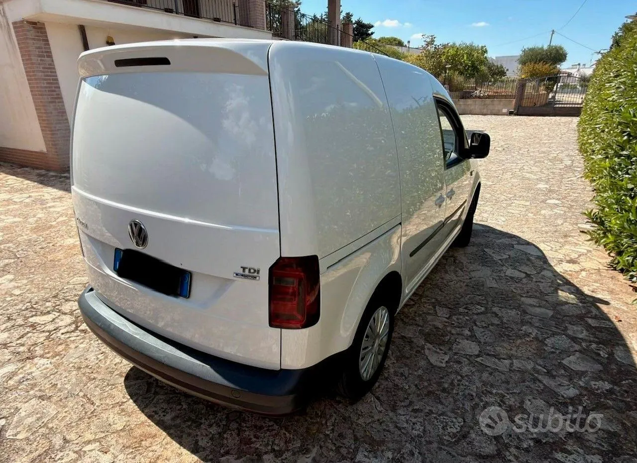 Volkswagen Caddy 2016 photo 2
