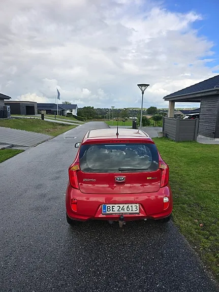 Kia Picanto 2012 photo 3