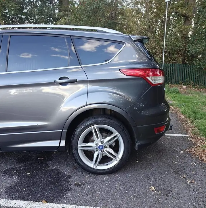 Ford Kuga 2015 photo 5