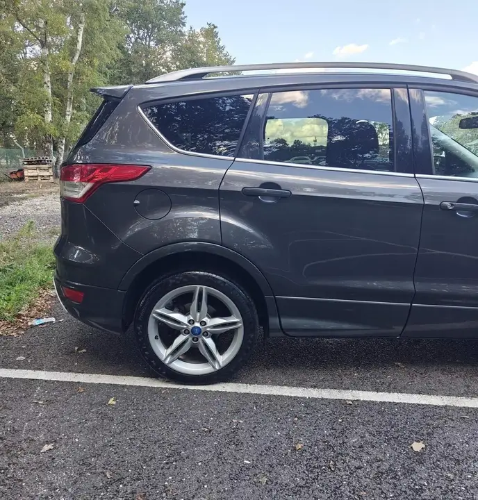 Ford Kuga 2015 photo 3