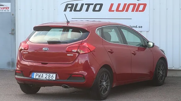 Kia Ceed 2015 photo 4