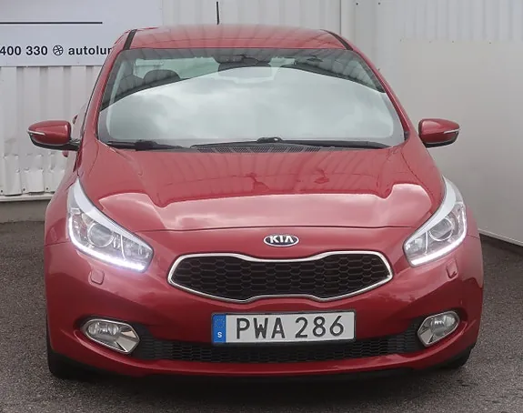 Kia Ceed 2015 photo 2