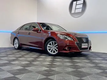 Toyota Crown 2013 photo 2