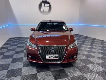 Toyota Crown 2013 photo 3