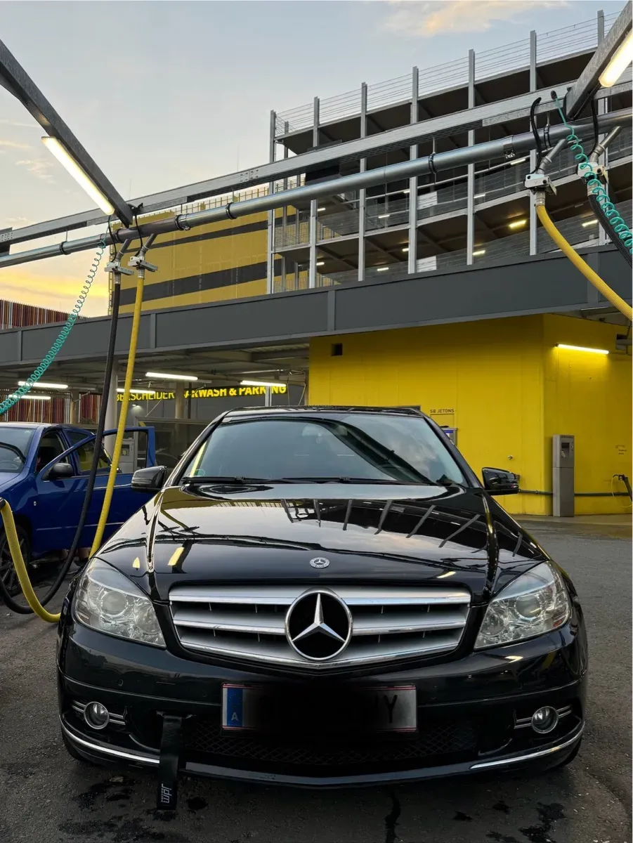Mercedes-Benz C-Class 2009 photo 3