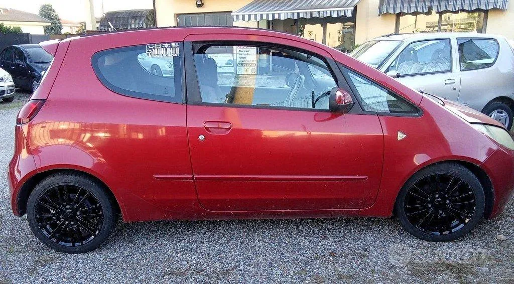 Mitsubishi Colt 2010 photo 4