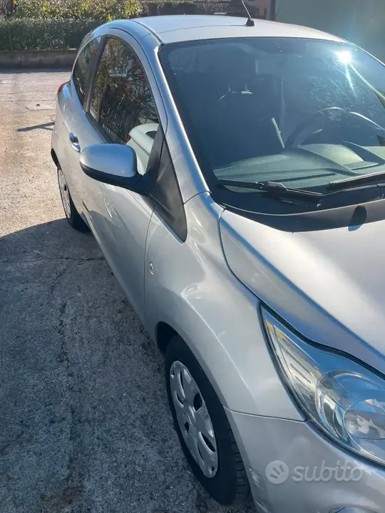 Ford Ka 2012 photo 2