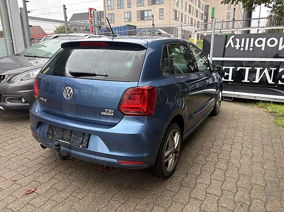 Volkswagen Polo 2016 photo 2