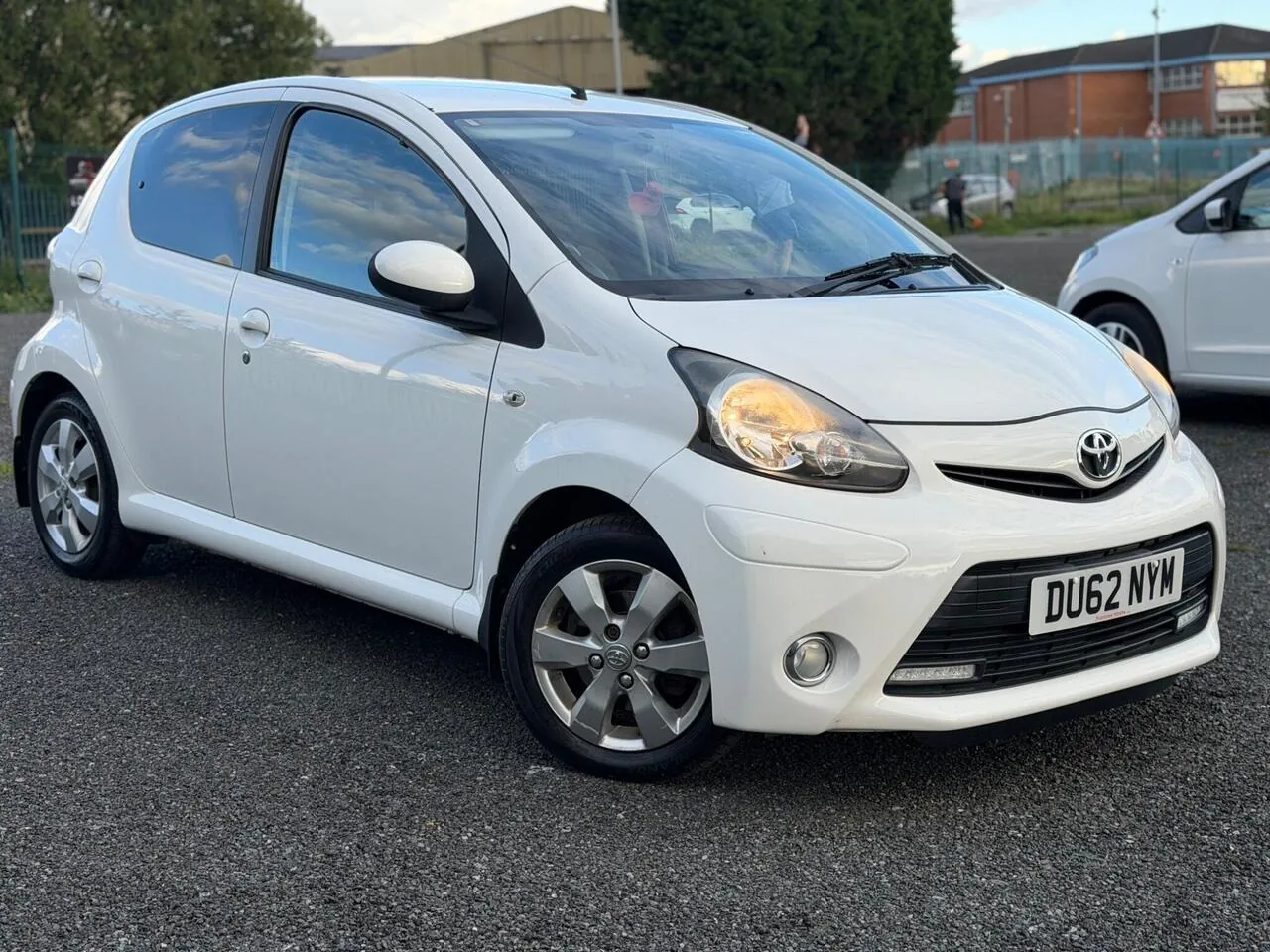 Toyota Aygo 2012 photo 2