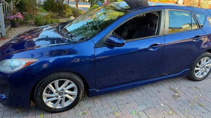 Mazda Mazda3 Sport 2013 photo 3