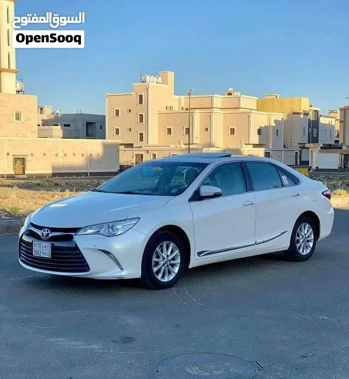 Toyota Camry 2016 photo 2