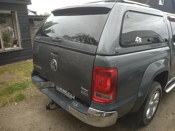 Volkswagen Amarok 2012 photo 2
