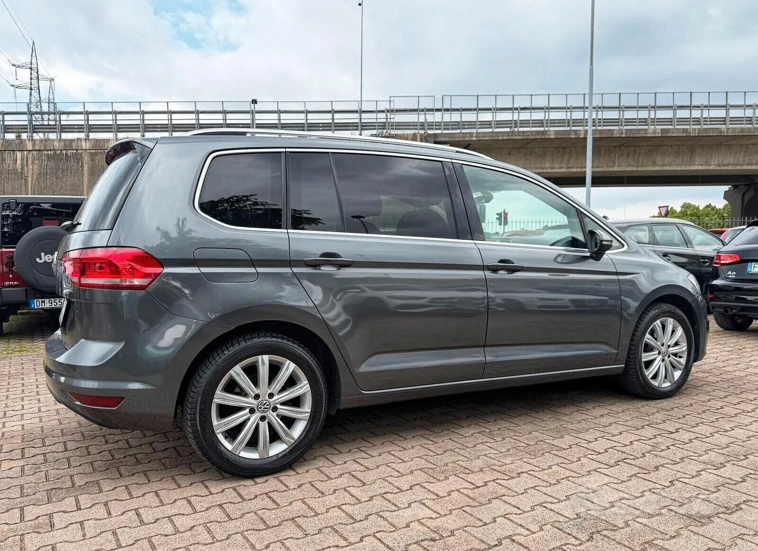 Volkswagen Touran 2018 photo 5
