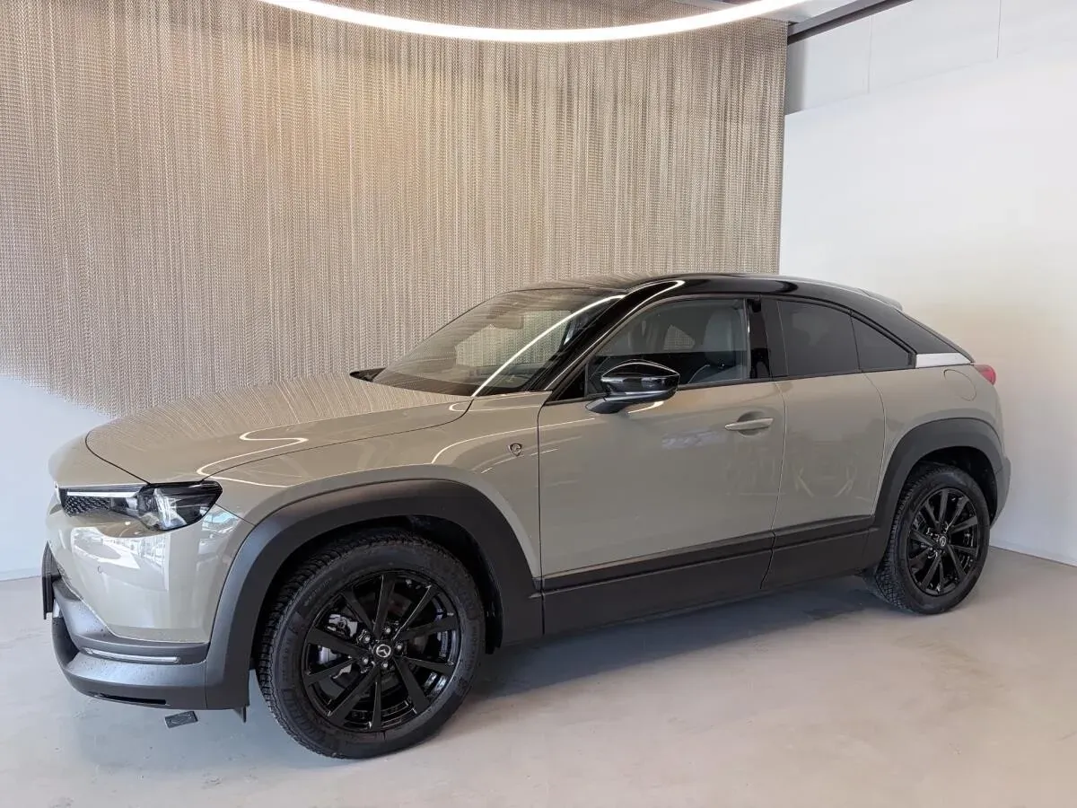 Mazda Mx-30 2023 photo 3