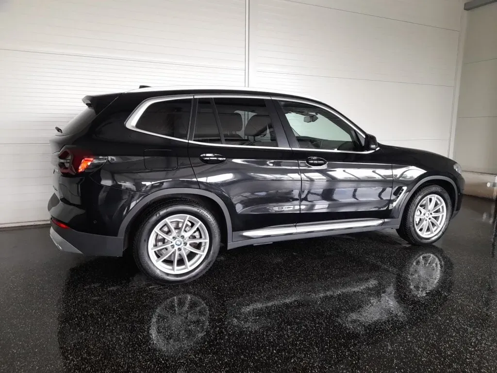 BMW X3 2023 photo 2