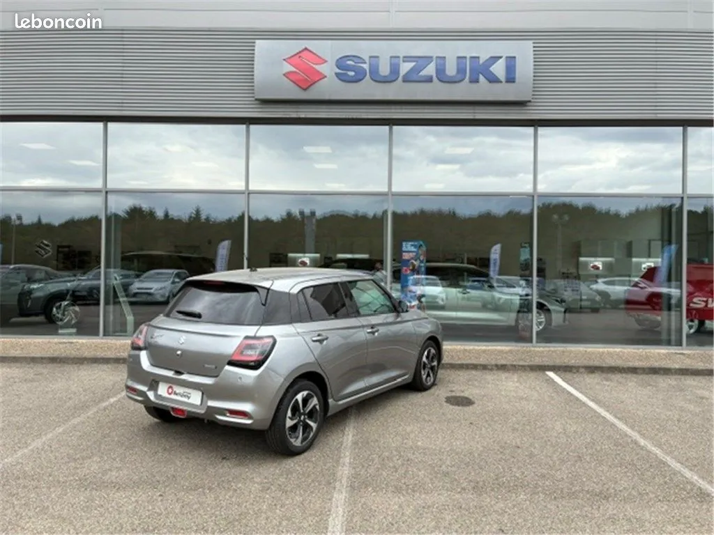 Suzuki Swift 2024 photo 3