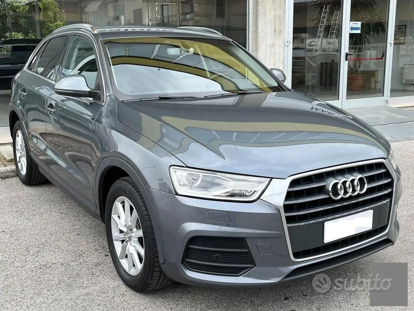 Audi Q3 2015 photo 2