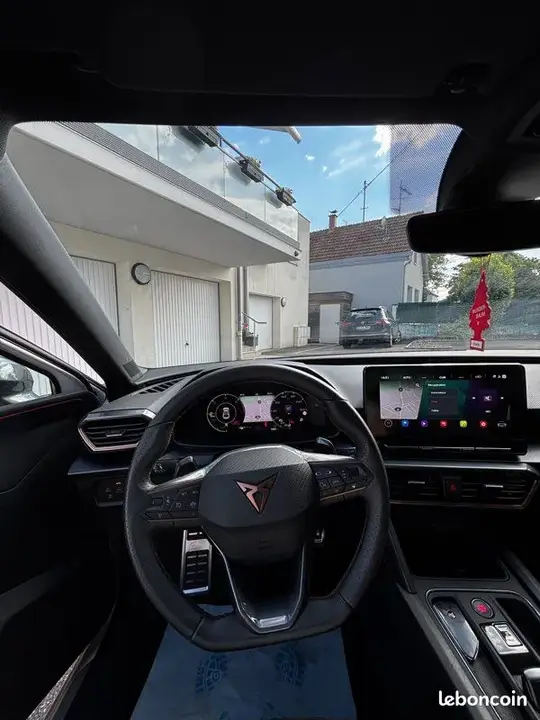 Cupra Leon 2022 photo 2