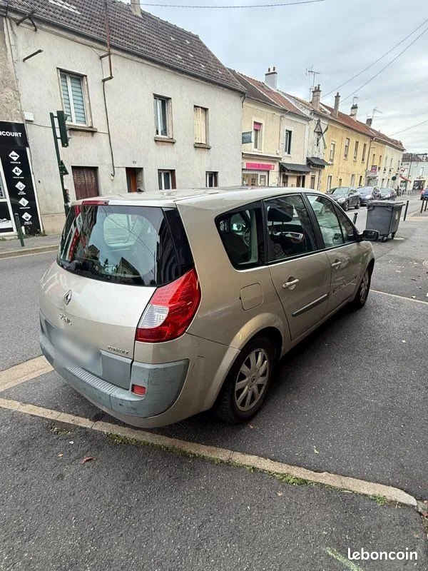 Renault Grand Scenic 2007 photo 2