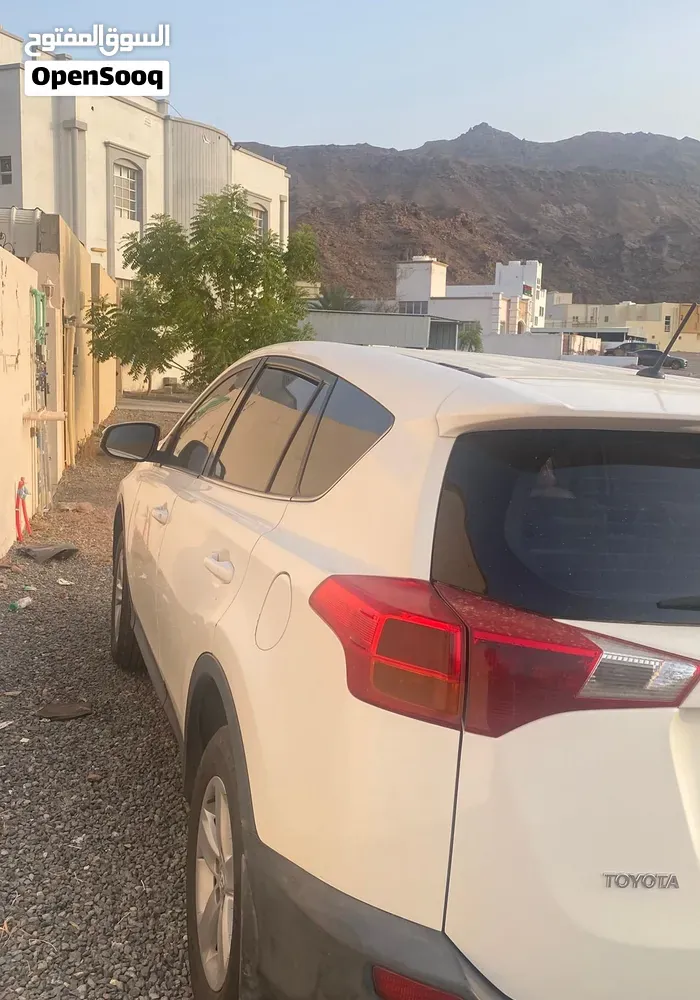 Toyota Rav 4 2014 photo 3