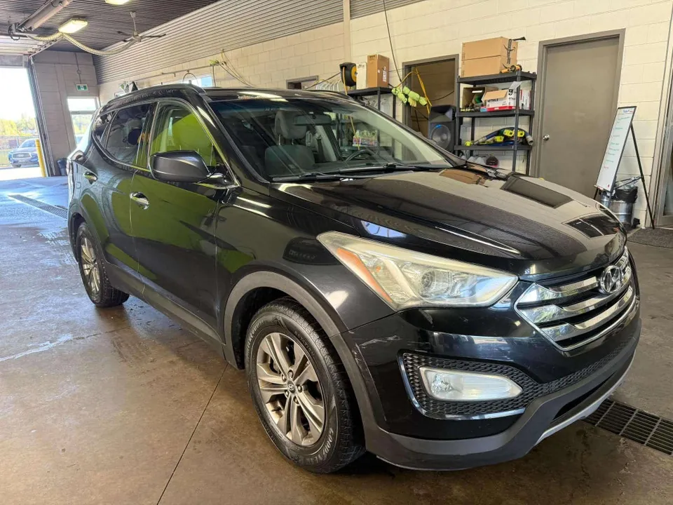 Hyundai Santa Fe 2014 photo 2