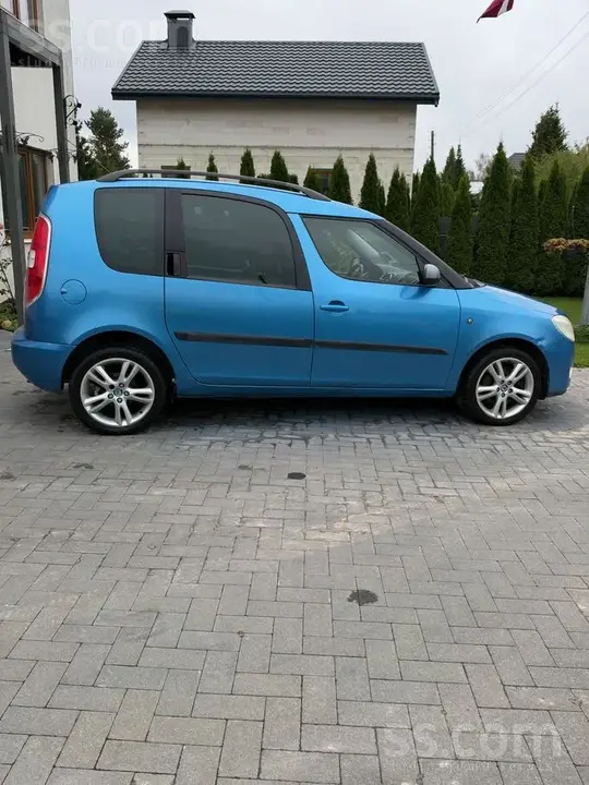 Skoda Roomster 2007 photo 4