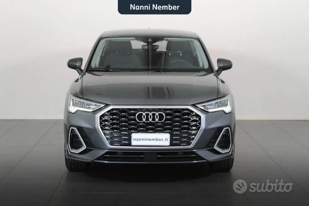 Audi Q3 2022 photo 2