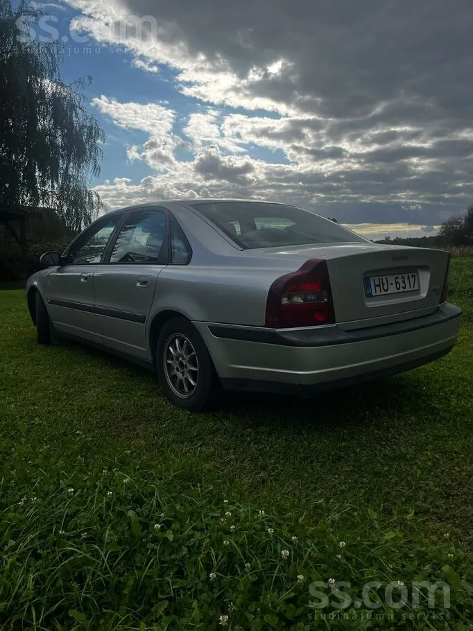 Volvo S80 2000 photo 2