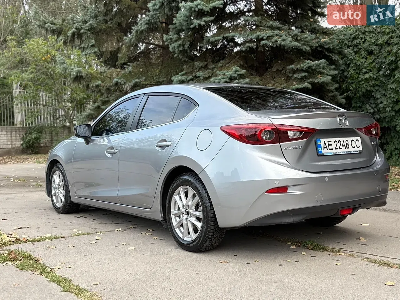 Mazda 3 2015 photo 3