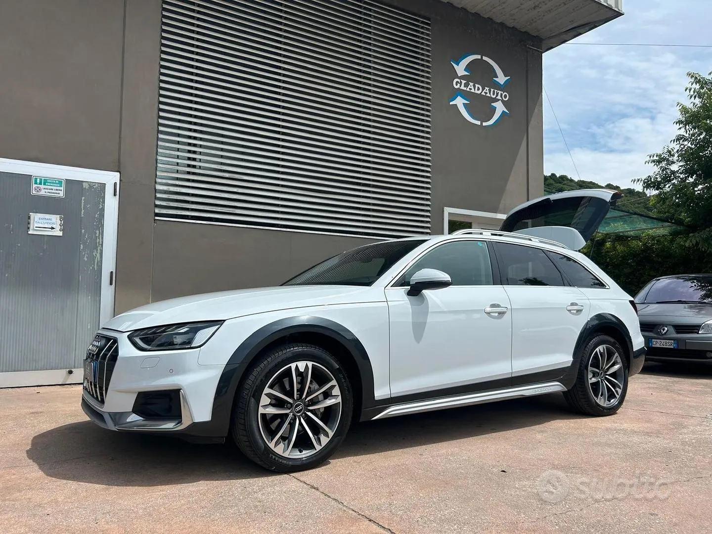 Audi A4 Allroad 2023 photo 2