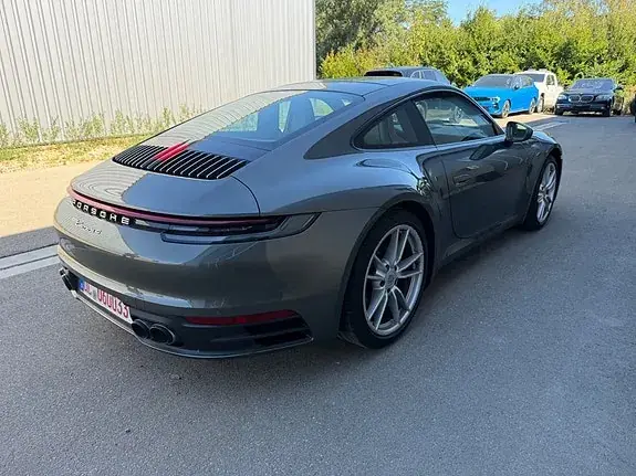 Porsche 911 2020 photo 4