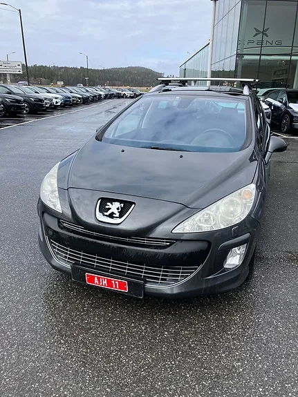 Peugeot 308 2011 photo 3