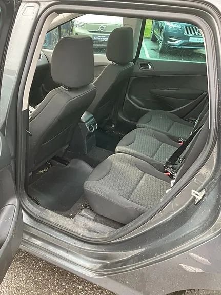 Peugeot 308 2011 photo 5