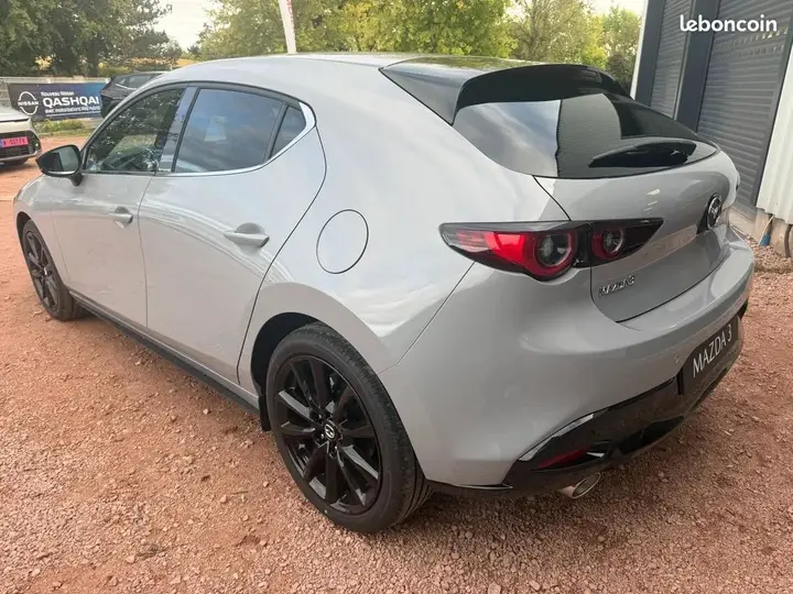 Mazda 3 2027 photo 5