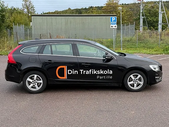 Volvo V60 2018 photo 4
