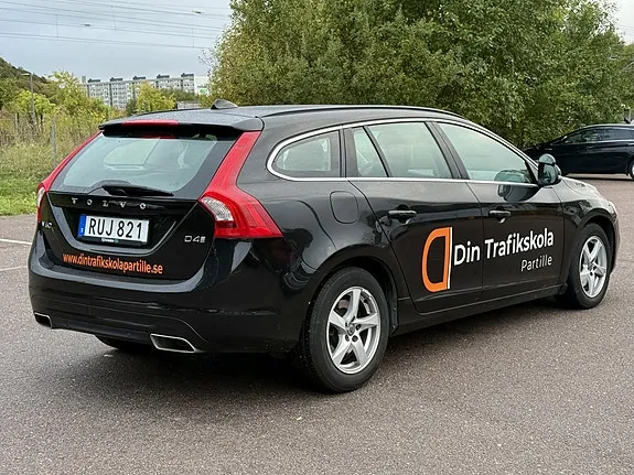 Volvo V60 2018 photo 5