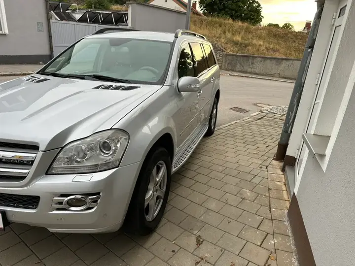 Mercedes-Benz Gl-Class