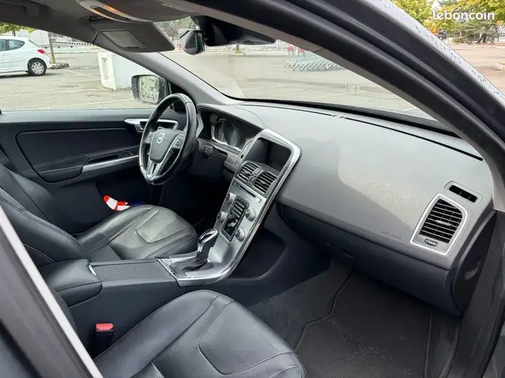 Volvo Xc60 2016 photo 3