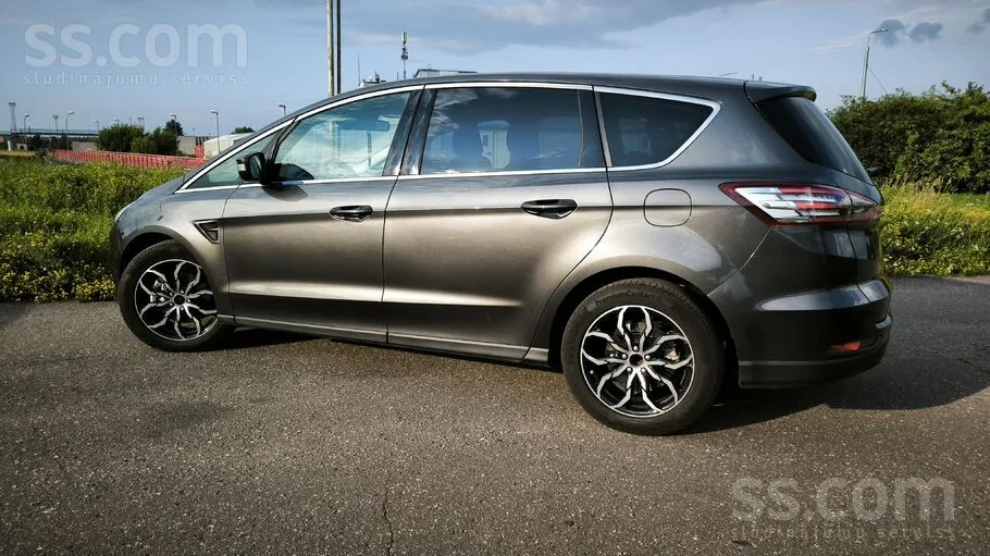 Ford S-Max