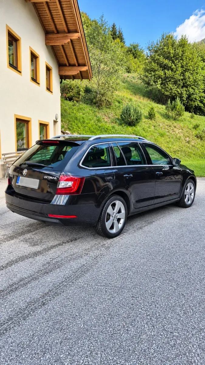 Skoda Octavia 2018 photo 3