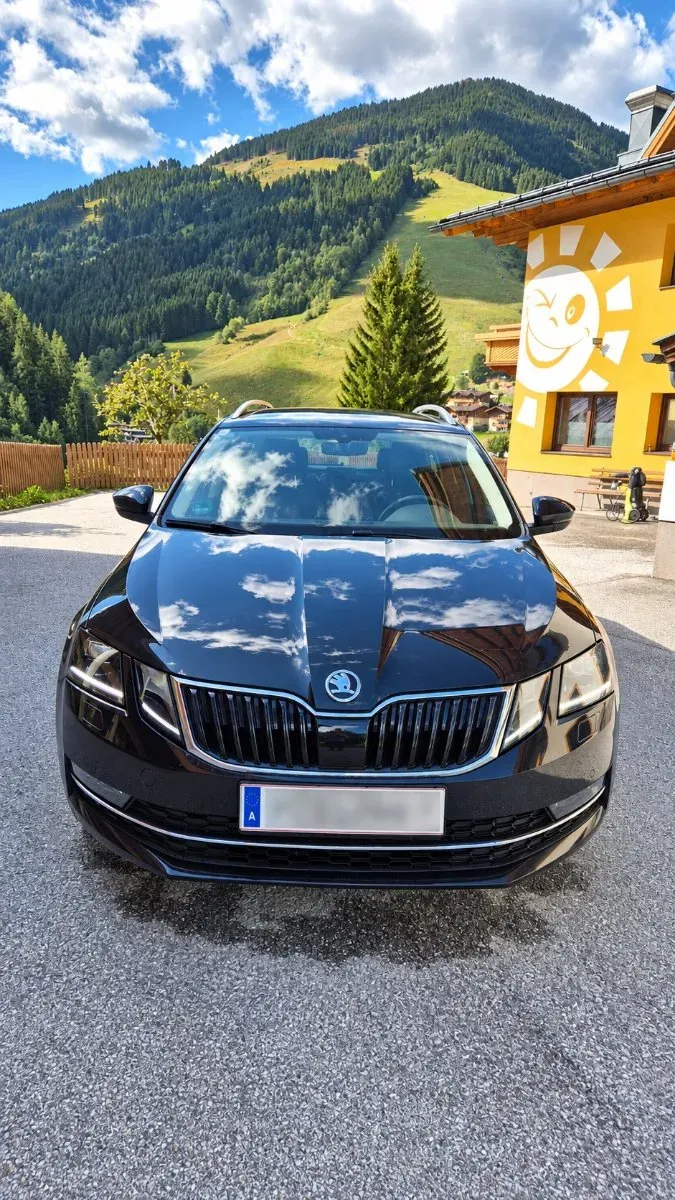 Skoda Octavia 2018 photo 2