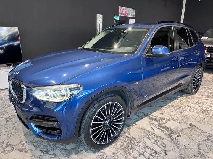 BMW X3 2018 photo 2