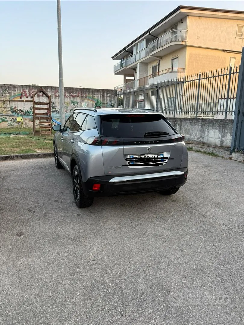 Peugeot 2008 2020 photo 4