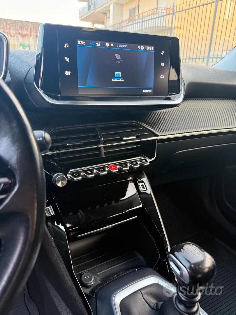 Peugeot 2008 2020 photo 2